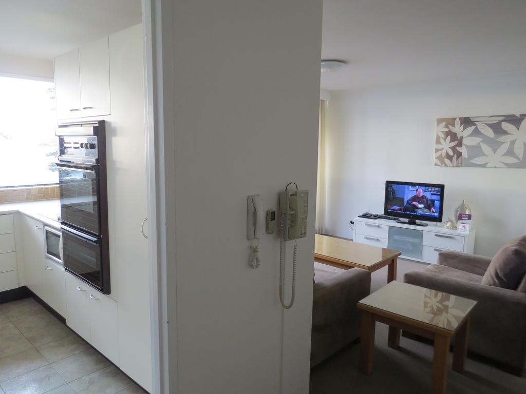 Manly Paradise Motel & Apartments Сидни Стая снимка